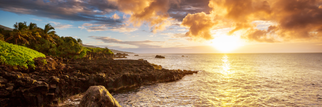 Top 5 Beaches in Kapalua for Unforgettable Sunsets - Blog Header (1)